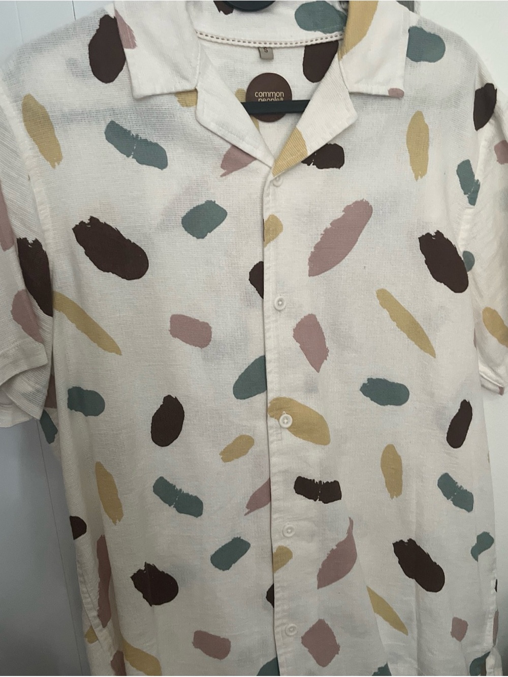Common People Cream Short-Sleeve Button-Up with Multicolor Brushstroke Print